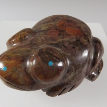 Frog by Pete & Dinah Gasper
